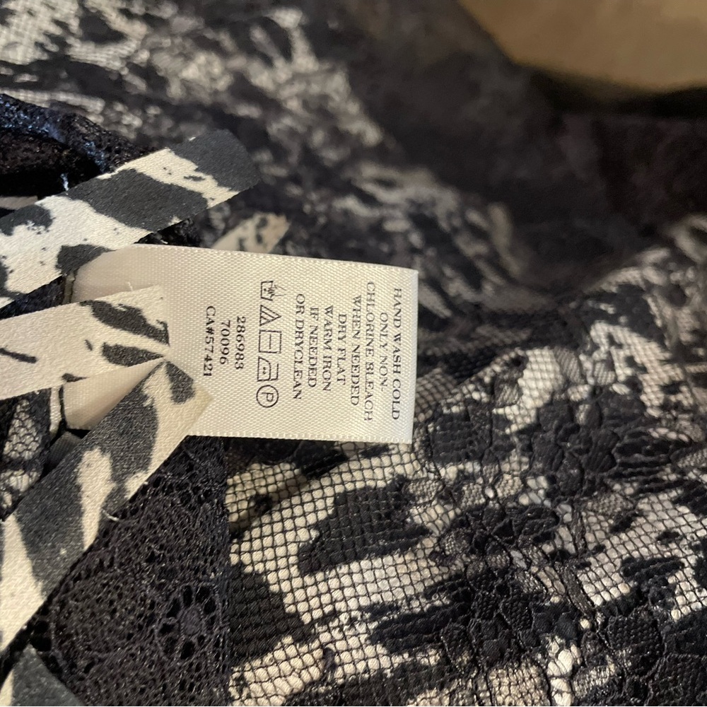 Elegant J.R. Nites Black and Purple Brocade Women's Top - Picture 13 of 13